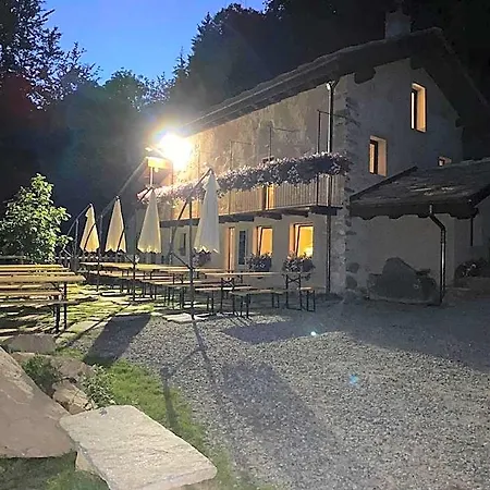 فندق Rifugio Nel Bosco Di Alice
